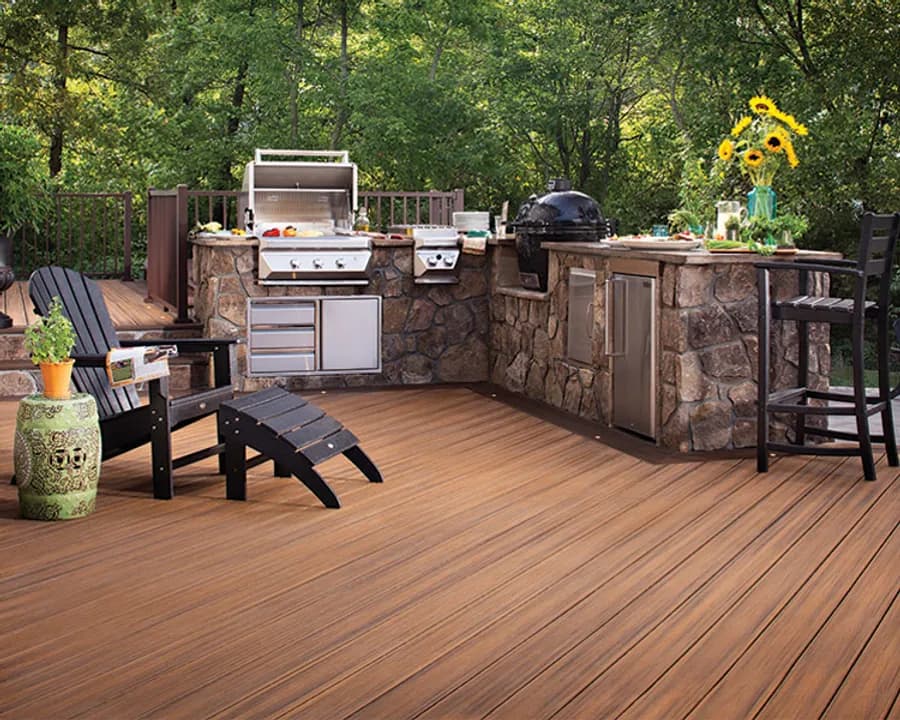 deck builders 
